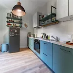 Le Petit George V - Appartement Design Proche Thermes